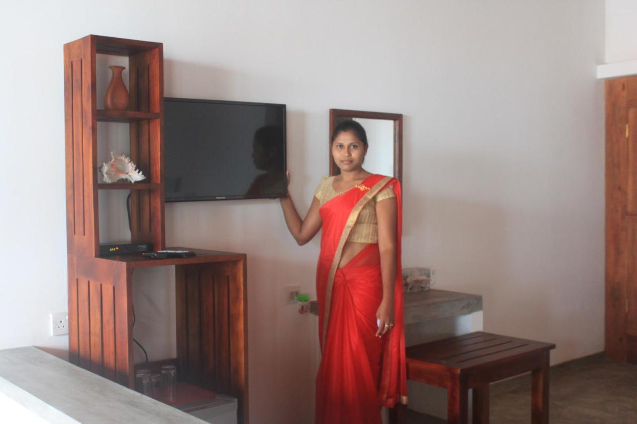 Ladja Beach Resort Ambalantota Luaran gambar